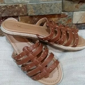 Girls size 6 sandals